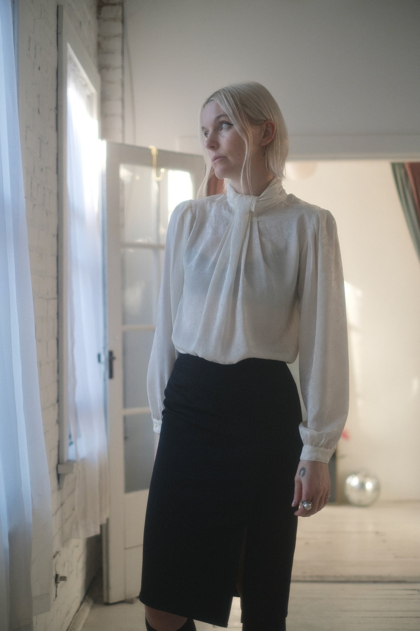 1990s Noir Pencil Skirt