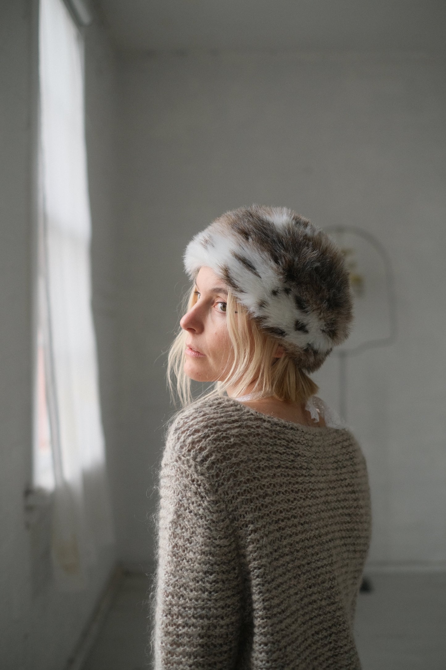 1990s Faux Snow Leopard Hat