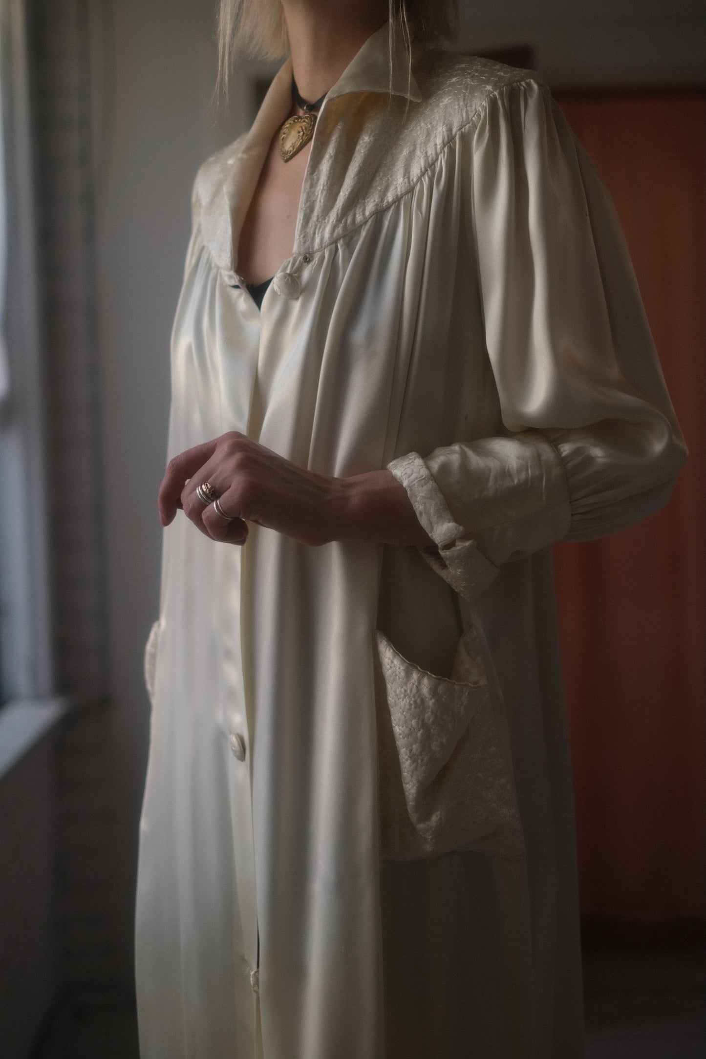 1940s Satin Duster