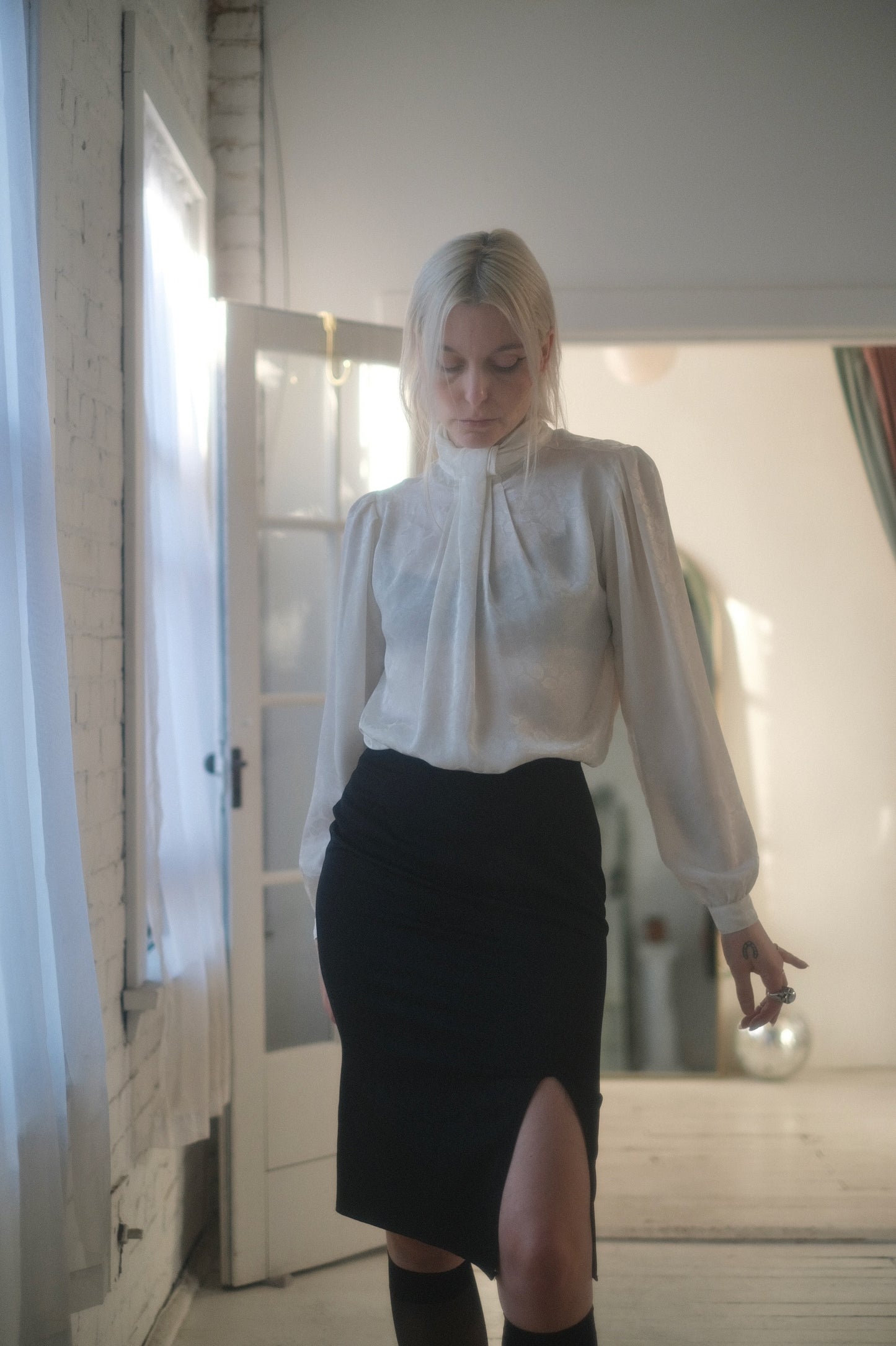 1990s Noir Pencil Skirt