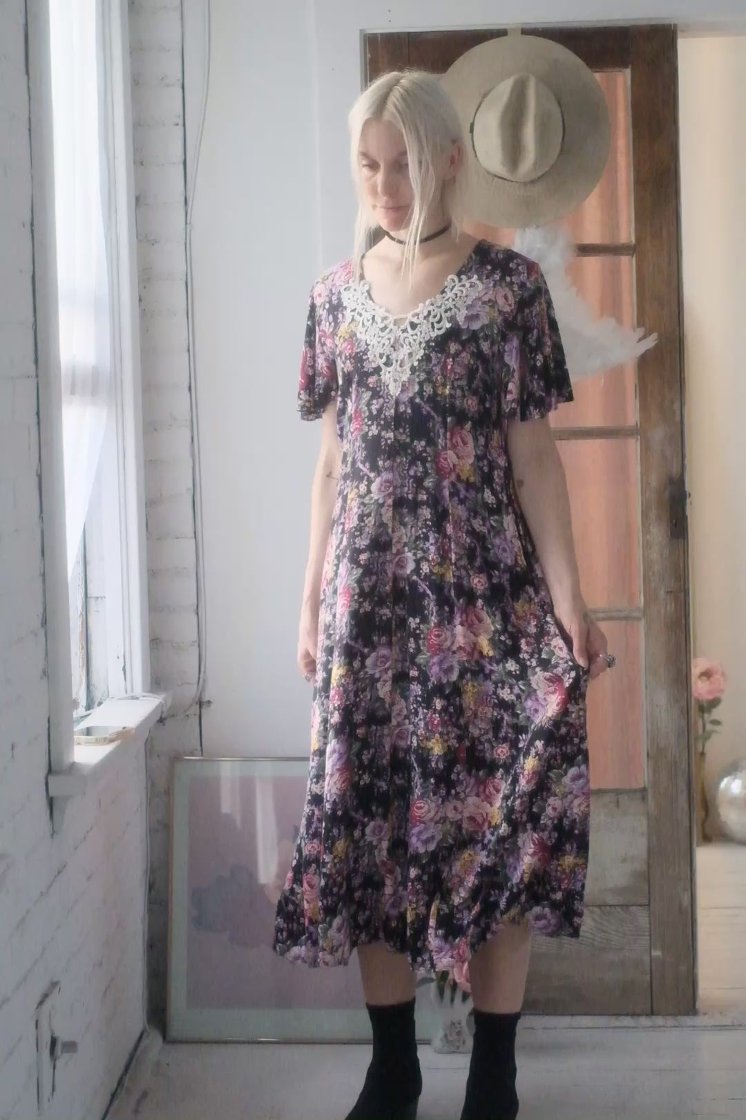 1980s Rose + Lace Dress – the faraway
